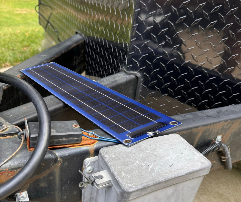 SP-7 Slim SolarPulse Solar Charger/Battery Maintainer